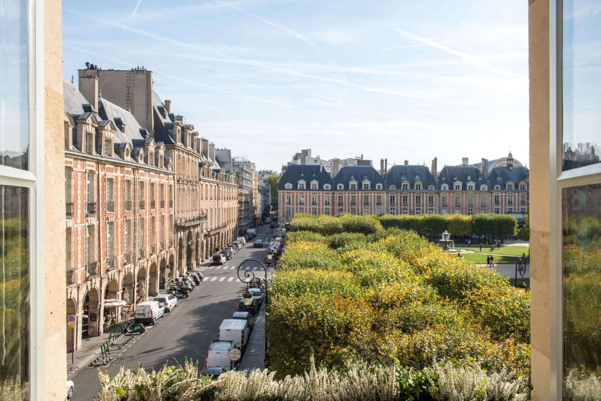 Hotel Cour des Vosges Paris Exterior foto