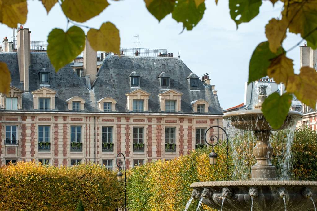 Hotel Cour des Vosges Paris Exterior foto